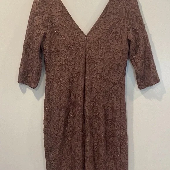 Marina Rinaldi Plunge Lace Sheath‎ Dress Color Cafe-Brown Size 10 (1246) - Picture 4 of 6